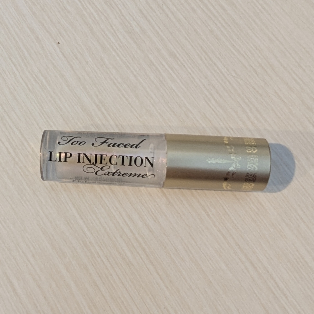 Too Faced Lip Injection Extreme Lip Plumper - Clear 1.5g Travel Size